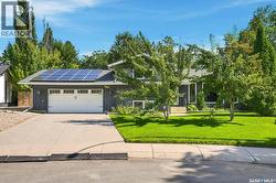 210 Frobisher CRESCENT  Saskatoon, SK S7K 4Y7