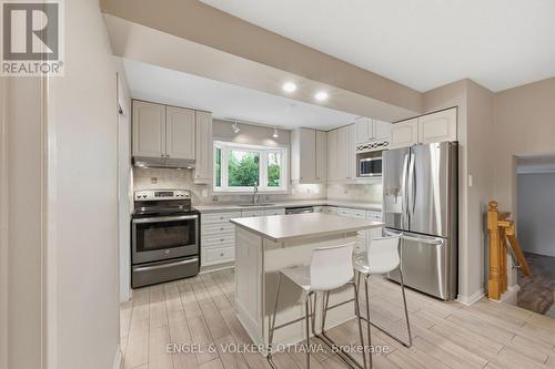 885 Plante Drive, Ottawa, ON 