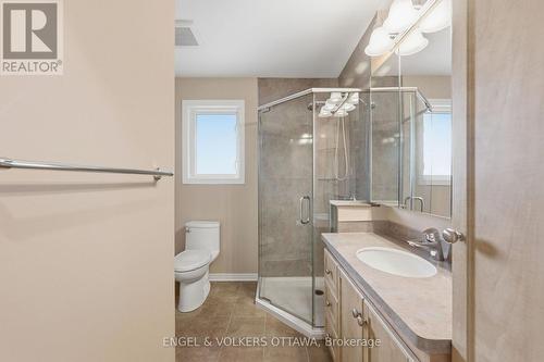 885 Plante Drive, Ottawa, ON 