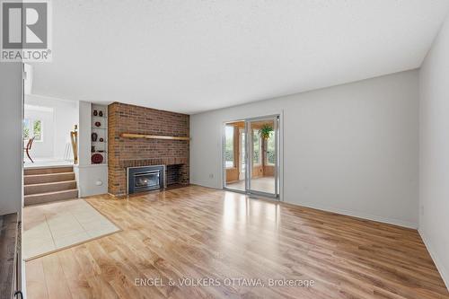 885 Plante Drive, Ottawa, ON 