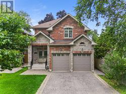 1238 STRATHY AVENUE  Mississauga, ON L5E 2K6