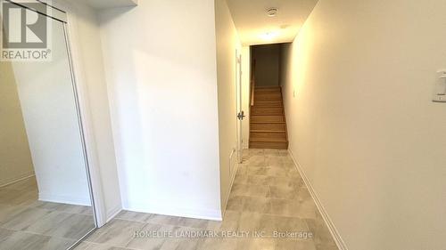 58 FEATHER ROAD , Welland, Ontario L3B 3G2 3