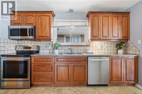 616 Mullin Way, Burlington, ON 