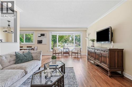 616 Mullin Way, Burlington, ON 