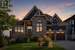 172 SPRINGSIDE CRESCENT  Blue Mountains, ON L9Y 5L3