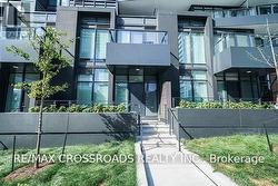 TH05 - 58 QUEENS WHARF ROAD Toronto, ON M5V 0J9