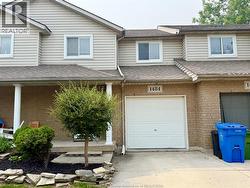 1484 BORDER Tecumseh, ON N8N 4Y8