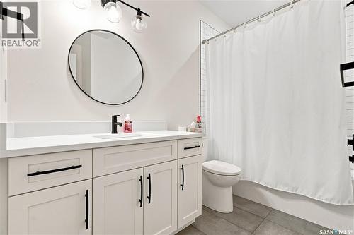 1172A Spadina Crescent E, Saskatoon, SK 
