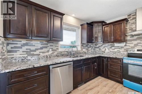 302 Nixon Crescent, Saskatoon, SK 