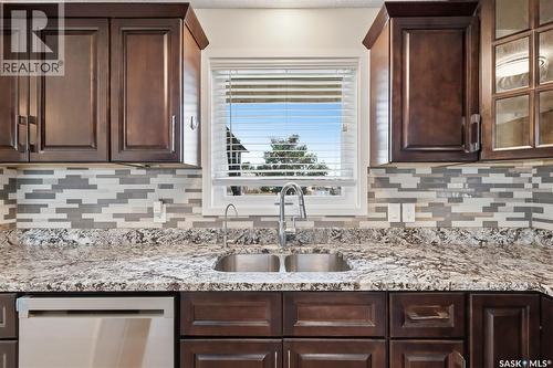 302 Nixon Crescent, Saskatoon, SK 