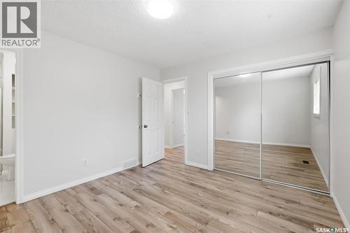 302 Nixon Crescent, Saskatoon, SK 