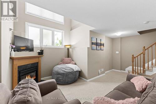 358 Galston Private, Ottawa, ON 