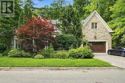 2025 HEARTWOOD COURT  Mississauga, ON L5C 4P7