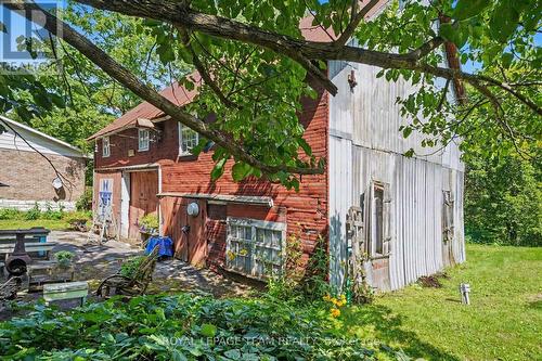 6577 Fourth Line Road, Ottawa, ON 