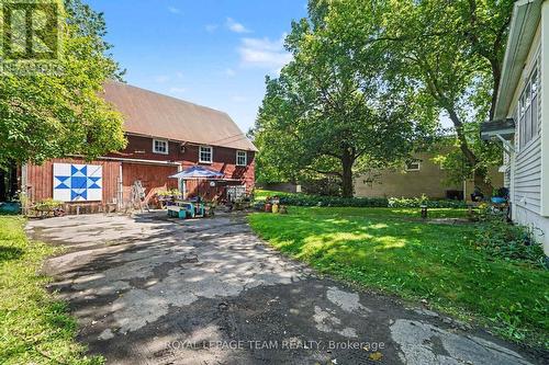 6577 Fourth Line Road, Ottawa, ON 