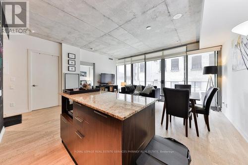 207 - 650 KING STREET W , Toronto, Ontario M5V 0H6 5