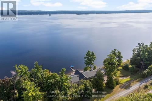 1724 River Road, Mcnab/Braeside, ON 