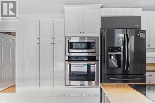 1528 Knareswood Drive, Mississauga, ON 