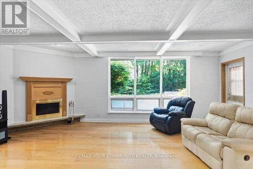 1528 Knareswood Drive, Mississauga, ON 