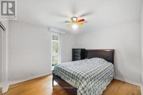 1528 Knareswood Drive, Mississauga, ON 