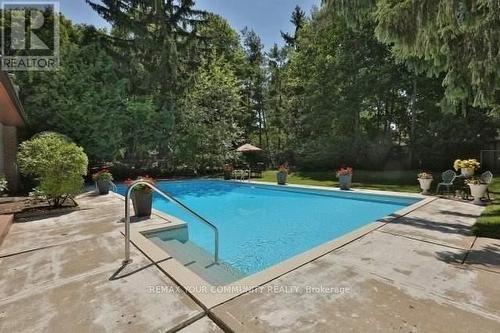 1528 Knareswood Drive, Mississauga, ON 