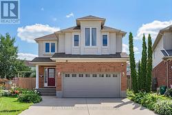 63 DUBRICK CRESCENT  Kitchener, ON N2E 4A7