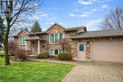86 GLENDALE DRIVE E Tillsonburg, ON N4G 1J7