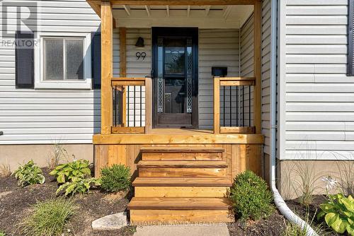 99 Shantz Lane, Kitchener, ON 