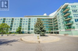 227 - 60 FAIRFAX CRESCENT Toronto, ON M1L 0E1