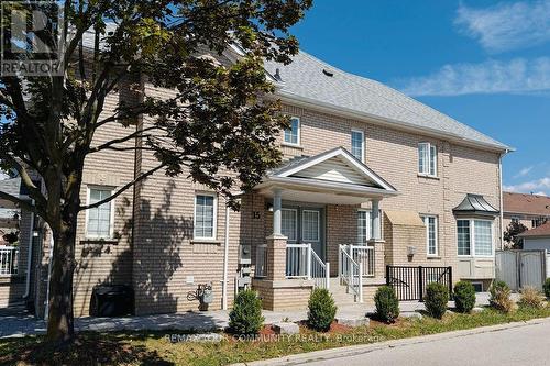 15 BENJAMIN HOOD CRESCENT  Vaughan, ON L4K 5M3