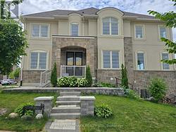 86 MURRAY LEONARD LANE East Gwillimbury, ON L9N 0Z6