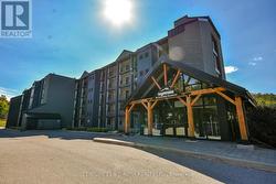 406 - 80 HORSESHOE BOULEVARD Oro-Medonte, ON L4M 4Y8