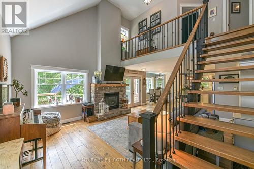 Cozy Propane Fireplace - 2833 Switch Road, Ramara, ON 