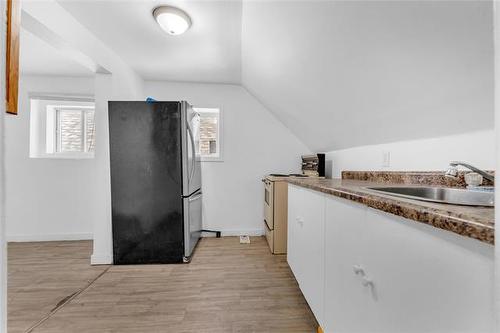 524 Boyd Ave, Winnipeg, MB 