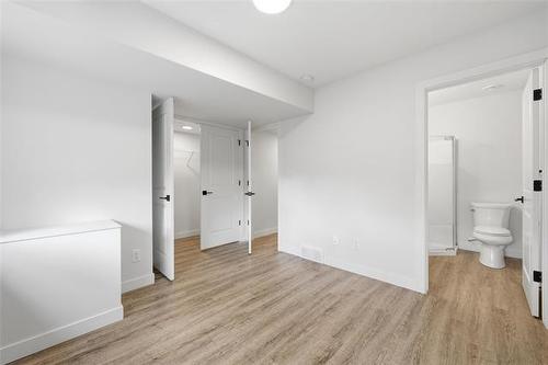 340 Rutland St, Winnipeg, MB 