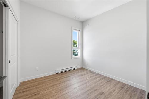 340 Rutland St, Winnipeg, MB 