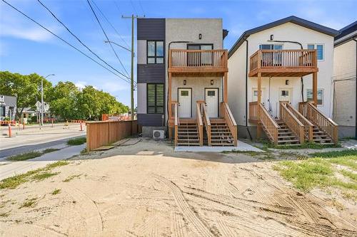 340 Rutland St, Winnipeg, MB 
