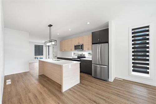 340 Rutland St, Winnipeg, MB 