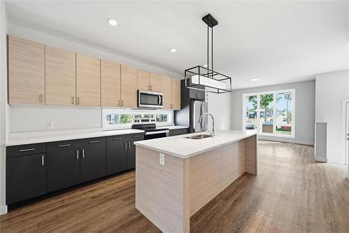 340 Rutland St, Winnipeg, MB 