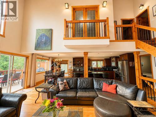 1741 8Th Avenue, Invermere, BC 
