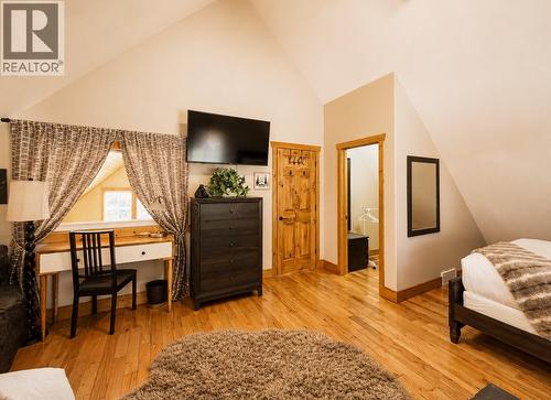 1741 8Th Avenue, Invermere, BC 
