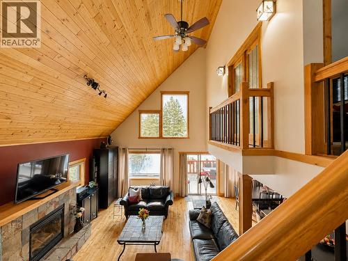1741 8Th Avenue, Invermere, BC 