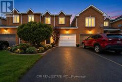 128 TOBA CRESCENT Brampton, ON L6Z 4R9