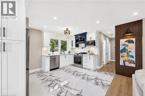 150 Howard Avenue, Hamilton, ON 