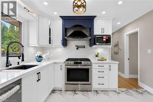 150 Howard Avenue, Hamilton, ON 