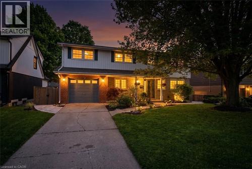 17 Highland Crescent, Cambridge, ON 