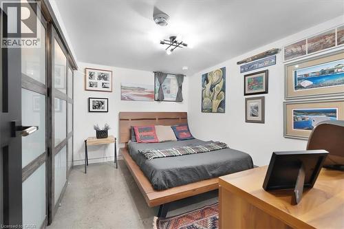 17 Highland Crescent, Cambridge, ON 