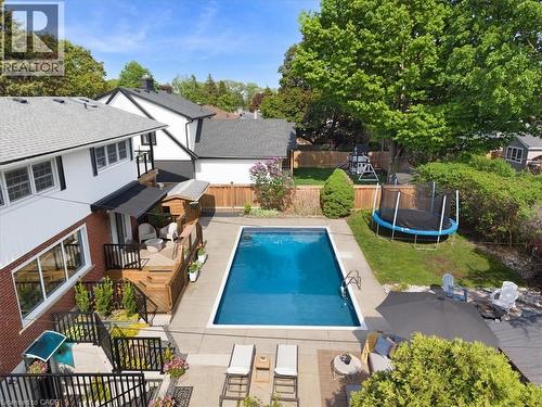 17 Highland Crescent, Cambridge, ON 