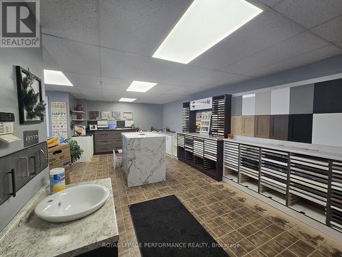 Retail area - 12 Sixth Street E, Cornwall, ON 