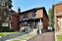 106 EASTBOURNE AVENUE  Toronto, ON M5P 2G3